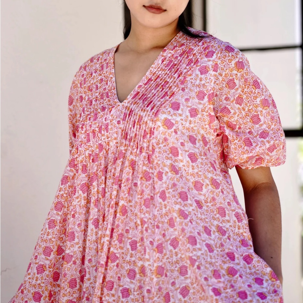 Pink Floral Maxi Dress with Pintuck V-Neck and Three-Quarter Sleeves - Picture 4 of 8